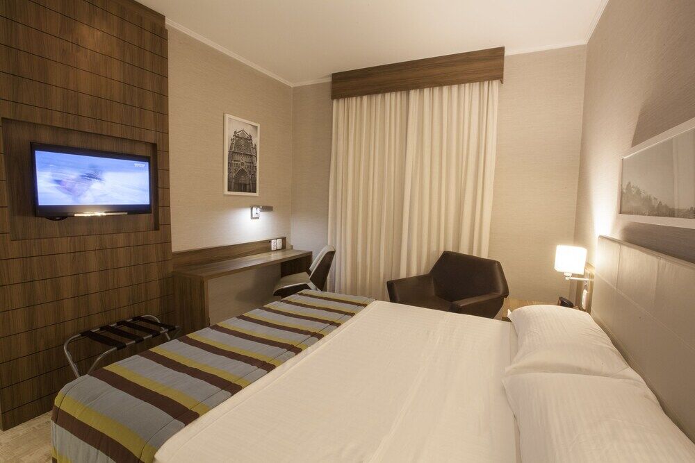 Hotel Agisol Марилия Экстерьер фото
